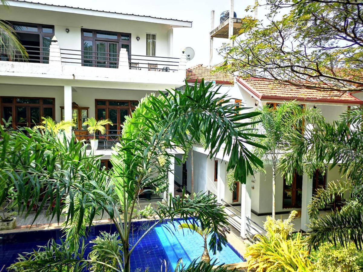 Serendib Village Guest House Negombo Exteriör bild
